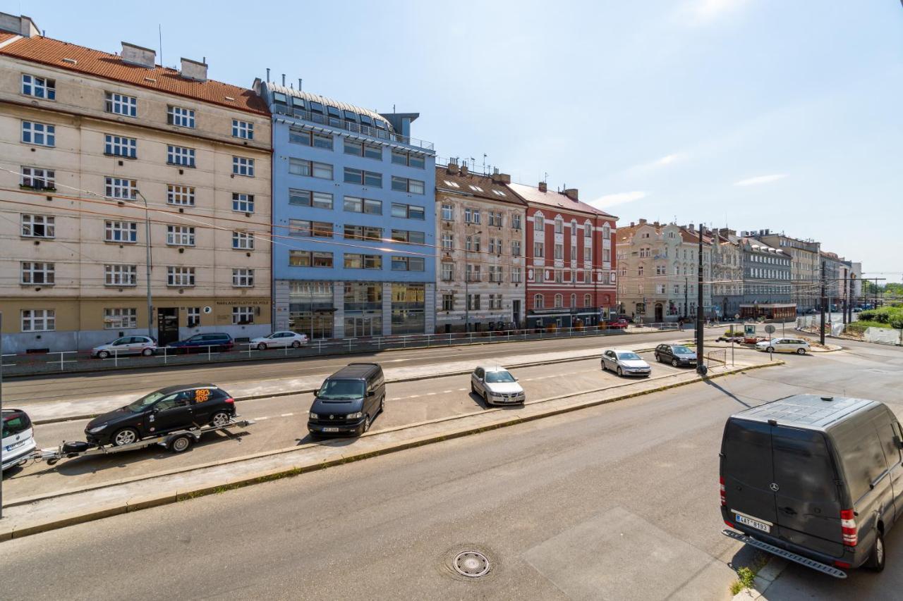Brand New Studio Apartment #21 With Free Secure Parking In The Center Praha Eksteriør bilde