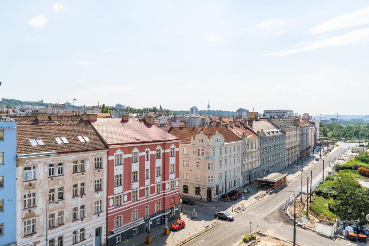 Brand New Studio Apartment #21 With Free Secure Parking In The Center Praha Eksteriør bilde
